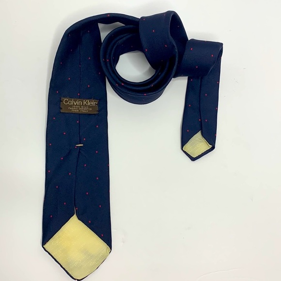 Calvin Klein | Navy Blue Red Dotted Slim Neck Tie | 100% Silk | Accessory - Picture 1 of 5